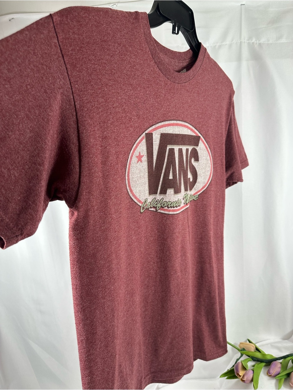 0012 unisex, vans T-shirt dark off red size medium